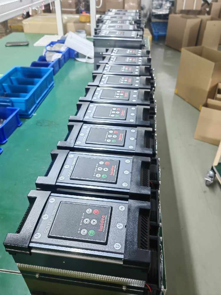 工业烘箱控温：0.1℃之差怎样决议产品生死？